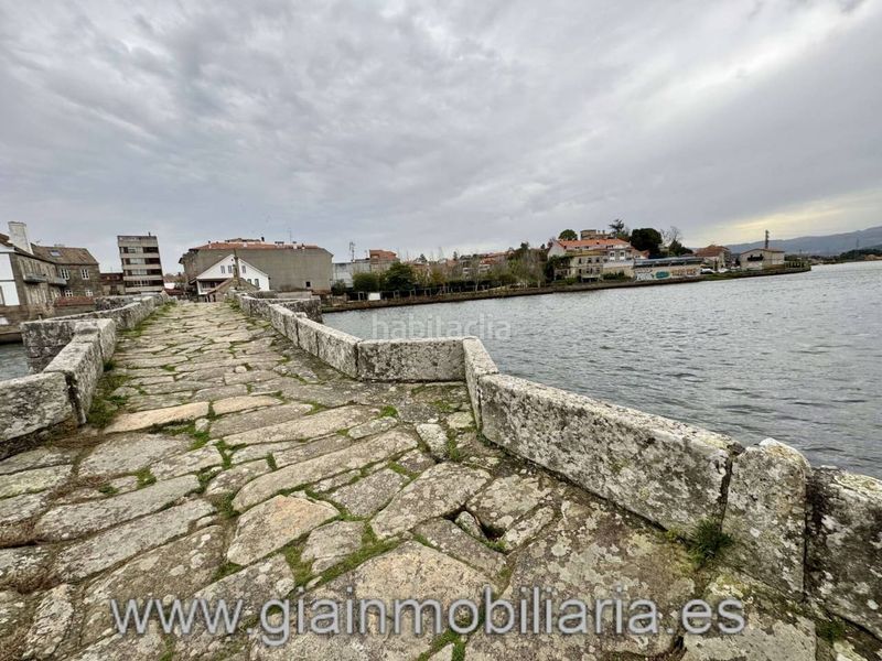 Foto fd3d5c9f-b4d8-4d0e-b2e9-bed28f1464a6. Terreny residencial a calle erizana 1 a Baiona