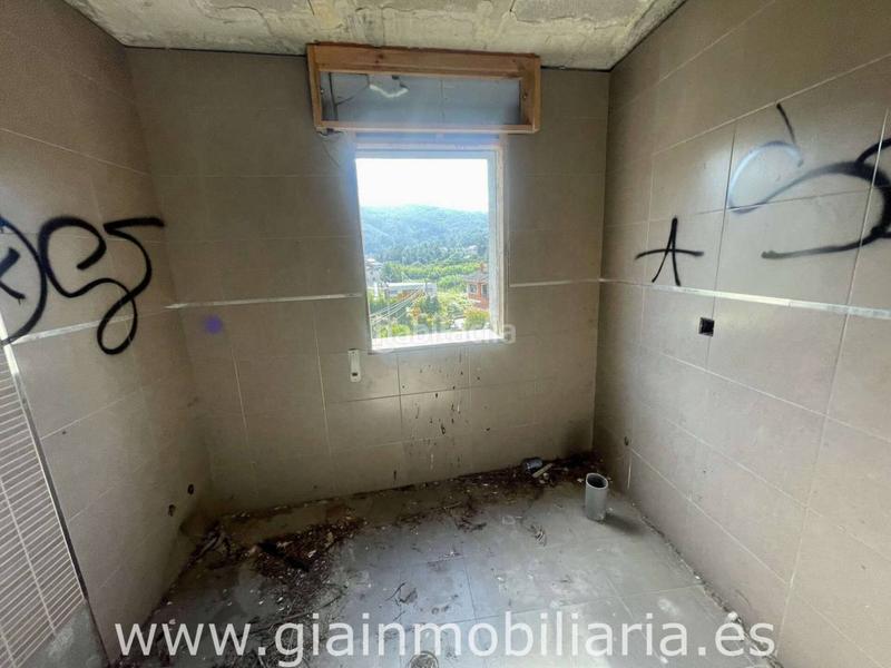 Foto 00ac0fce-a344-483a-9ab1-06ec59f7e216. Edificio en antonio palacios 68 edificio en venta en o porriño en Porriño (O)
