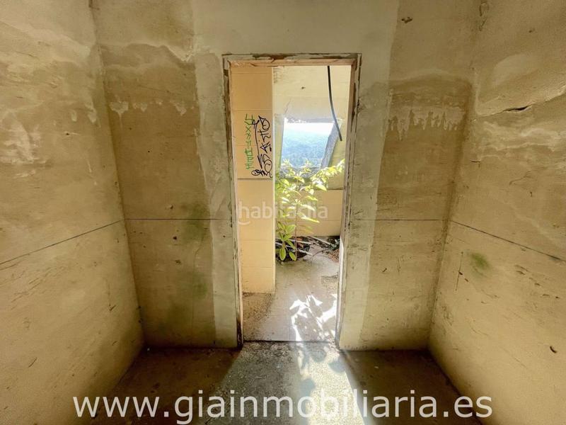 Foto d969a747-d8d3-46d5-a618-94e9a9be9735. Edificio en antonio palacios 68 edificio en venta en o porriño en Porriño (O)