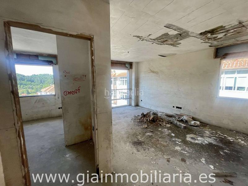 Foto da3acf87-78fe-4a86-9873-19c9eb2720e3. Edificio en antonio palacios 68 edificio en venta en o porriño en Porriño (O)