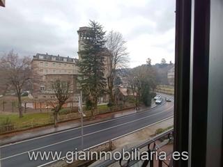 Pis a Ramon peinador 32. Mondariz balneario, 2 habitaciones, 2 baños, garaje y bodega !!