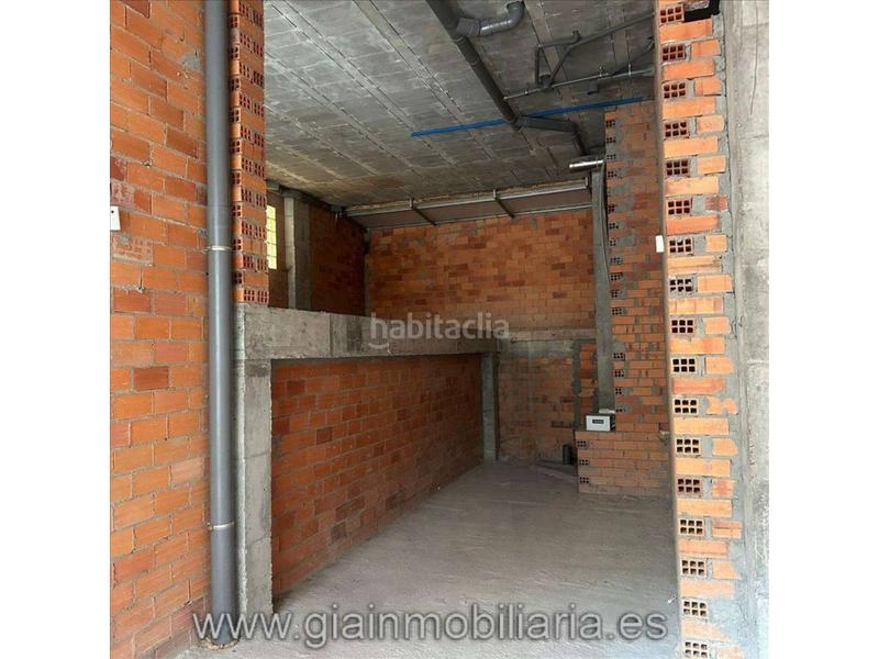 Foto 14b6b5a9-f8da-45a9-8073-818808524b34. Local commercial dans monte do faro 55 dans Lalín