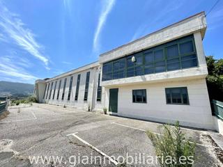 Nave industrial en Eidos 49. Nave comercial en venta en redondela