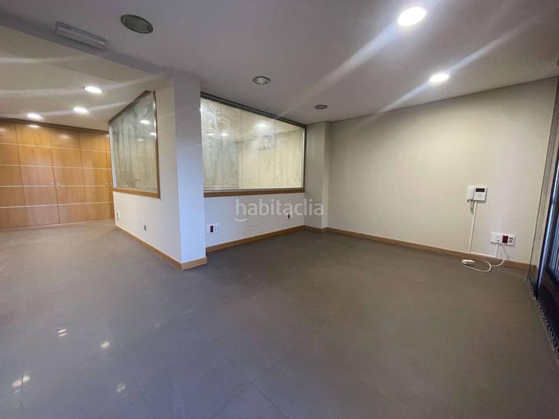 Foto 11605abc-ed0c-4768-8186-903e78f92f86. Rent office space with heating in Porriño (O)