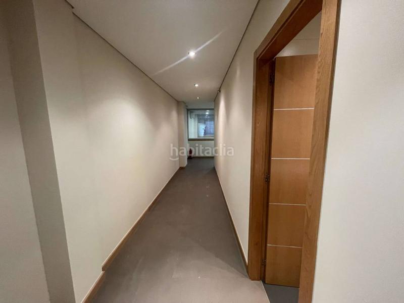 Foto 3bb76b4f-2599-46c1-99e4-7def0240de7d. Rent office space with heating in Porriño (O)