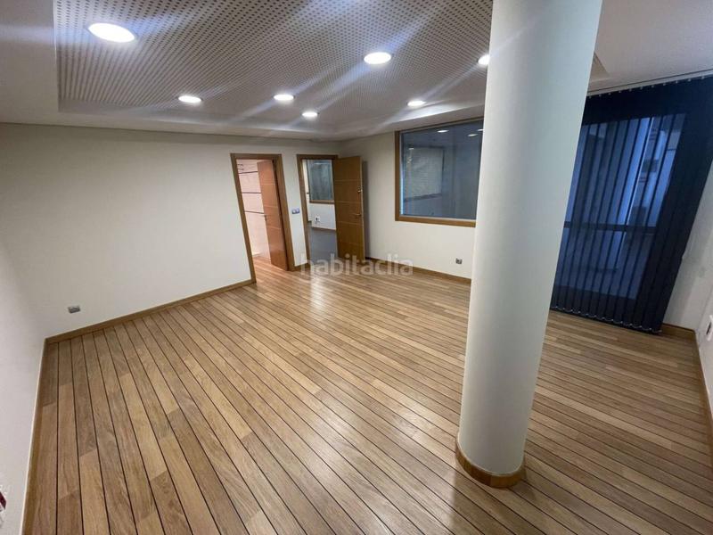 Foto 6540048c-21b1-442f-af63-c290258bd986. Rent office space with heating in Porriño (O)