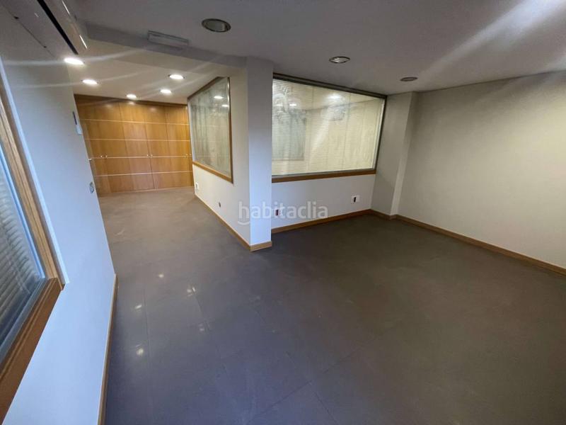 Foto 8554df7e-5543-4073-9546-dfb442f42319. Rent office space with heating in Porriño (O)