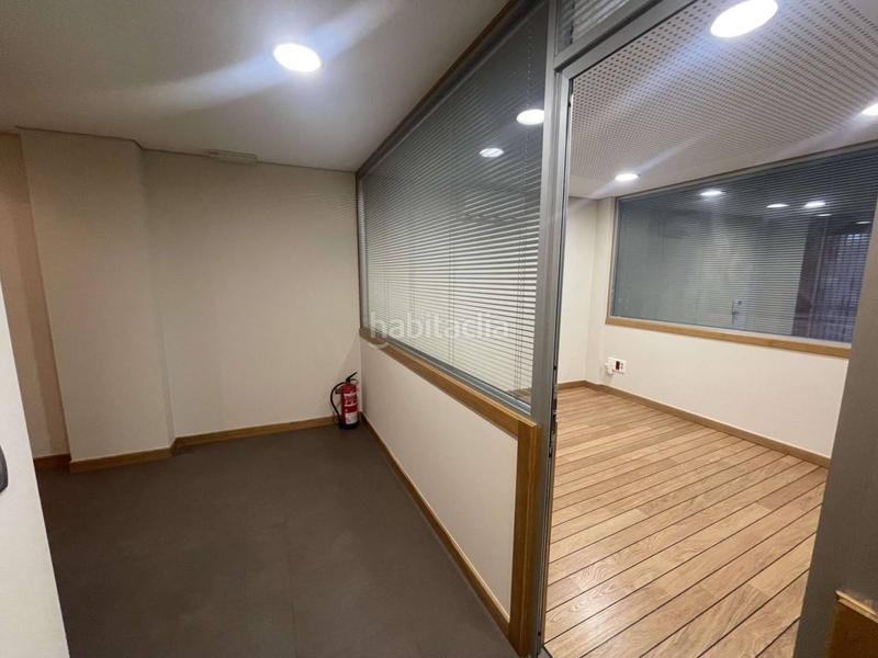 Foto 86cecfcc-28f5-410e-a53b-4abffde6bd1a. Rent office space with heating in Porriño (O)