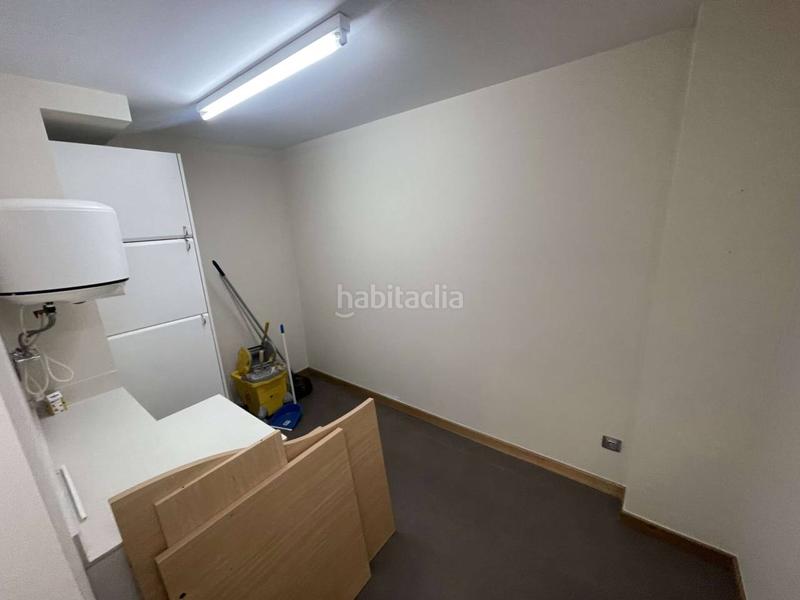 Foto ab26234f-f170-4557-b84d-a7399a9e9fd0. Rent office space with heating in Porriño (O)