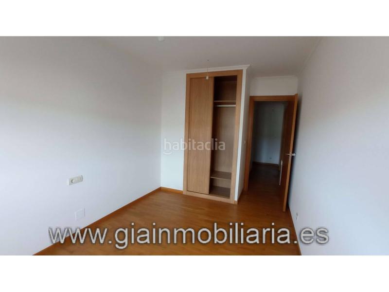 Foto 03e538fb-ac84-484e-ae1a-a47b2ea3ed9f. Piso venta piso en Ponteareas