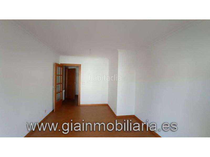 Foto b19a92bf-d241-402f-a431-85b6574895a3. Piso venta piso en Ponteareas