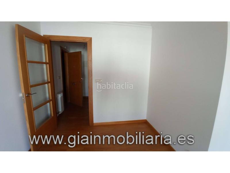 Foto bc87f828-1093-4a4c-9cf0-26921a8d5da1. Piso venta piso en Ponteareas