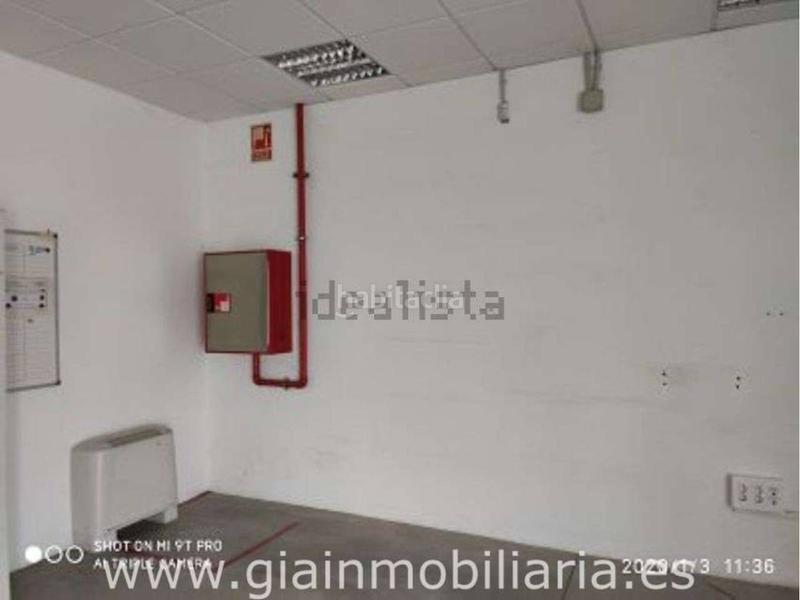 Foto e12ed097-bbb2-4f94-b13a-b31dd3d439d7. Affitto capannone industriale in regueiro do forno 4 in Vigo