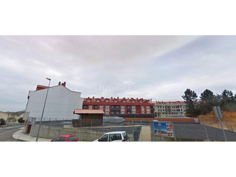 Foto 2048276a-05be-4e1d-a1f5-4f808ba5cf47. Edificio en manuel suárez marquier 2 se vende solera de edificio con garajes terminados !! en Rosal (O)