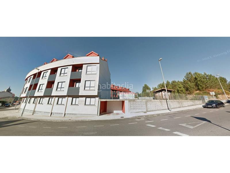 Foto 57cdceb6-4322-4067-ab2e-2ed9b20d39e3. Edificio en manuel suárez marquier 2 se vende solera de edificio con garajes terminados !! en Rosal (O)
