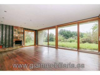 Maison à Ana isabel costas piñeiro 1. Casa en nigran en construcción !!