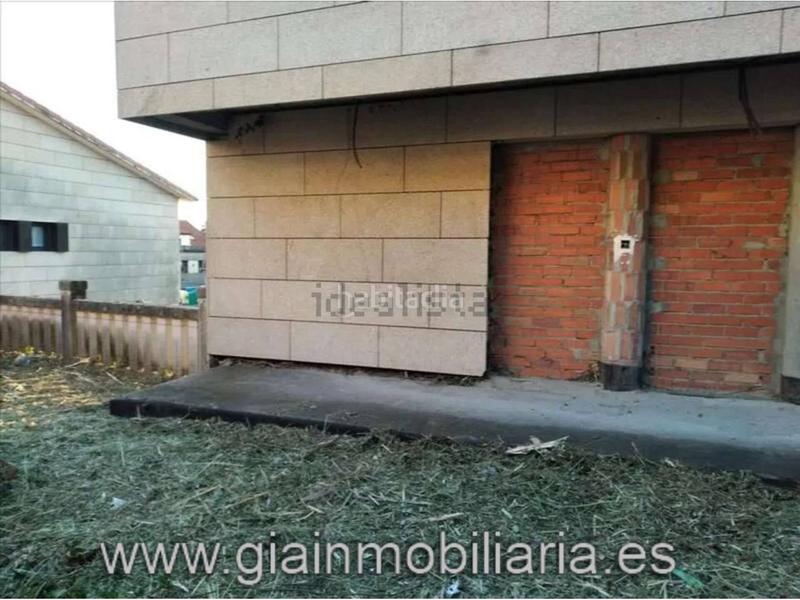 Foto 2e6265dd-9c84-405b-a839-d08e894b044a. Parking coche en hispanidad 46 garaje en venta en O Castro36203 en Vigo