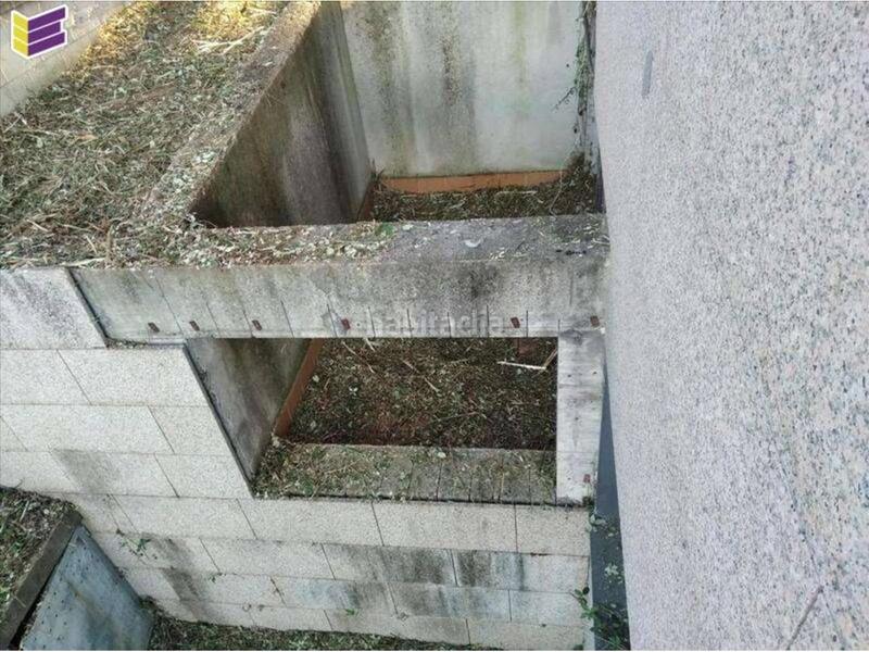 Foto 8b724975-822c-4fac-984d-c1fec093408d. Parking coche en hispanidad 46 garaje en venta en O Castro36203 en Vigo