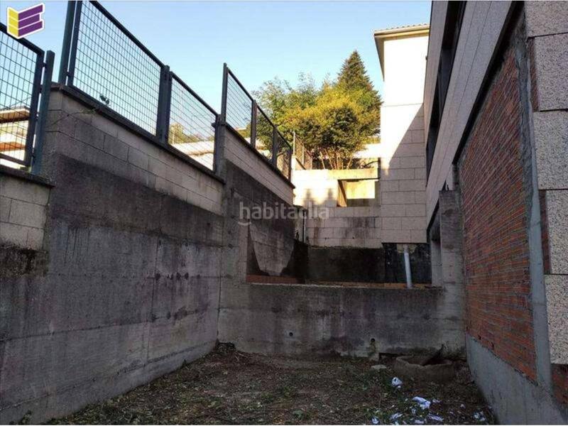 Foto e9b7bf1e-46bd-42d7-9de8-c73133f5b49b. Parking coche en hispanidad 46 garaje en venta en O Castro36203 en Vigo