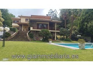 Casa en Calle couso 1. Casa exclusiva en cousogondomar !!