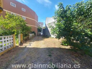 Terreny residencial a Aldea de arriba 2. Oportunidad !! terreno en venta en el centro de cangas !!
