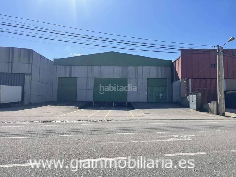 Foto b126779b-4e27-4b9c-b50b-72539e232cfb. Capannone industriale in Porriño (O)