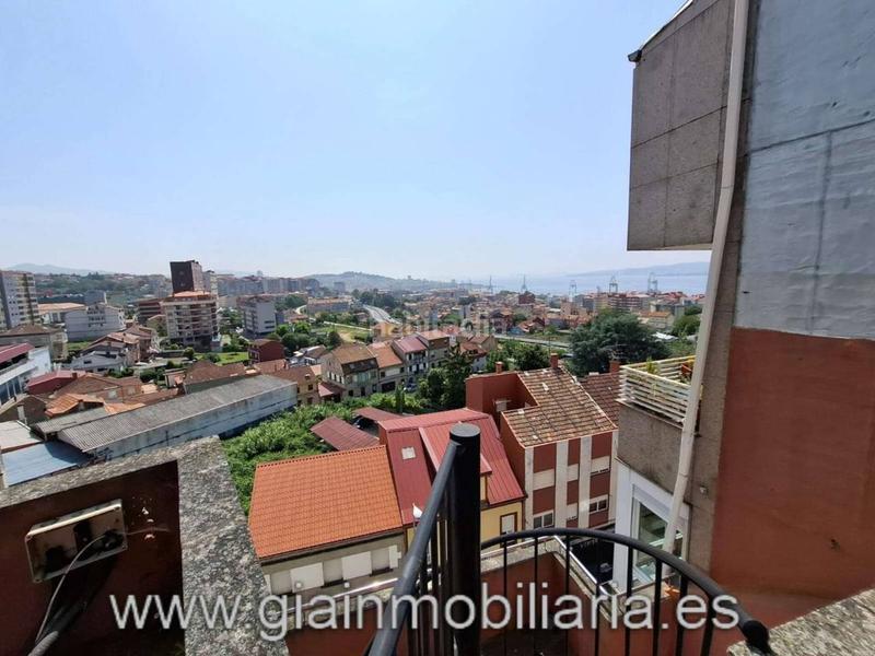 Foto 42480da7-575e-4fbf-8bb9-c117a056de3b. Edificio  sin terminar en su interior, con división horizontal !! en Vigo