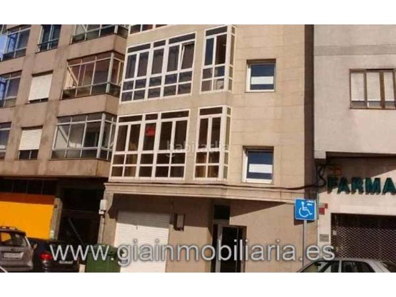 Foto a5858725-cd18-460f-9607-7fb17ed06901. Edificio  sin terminar en su interior, con división horizontal !! en Vigo