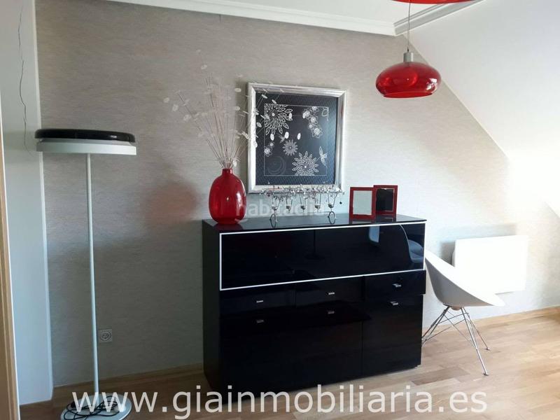Foto 783c49f8-8eea-418f-9f37-4d04aa2d796d. Ático  en venta en Baiona