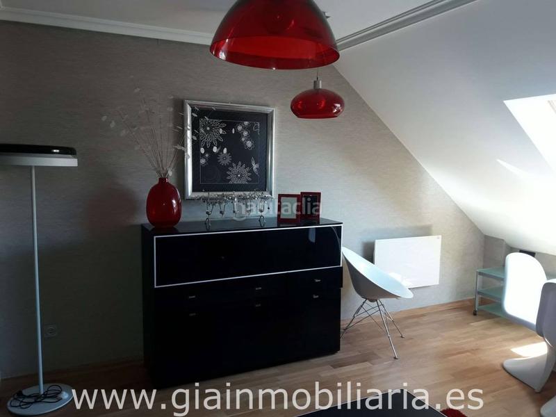 Foto a453b30e-7ef3-4330-b7eb-2062784db317. Ático  en venta en Baiona