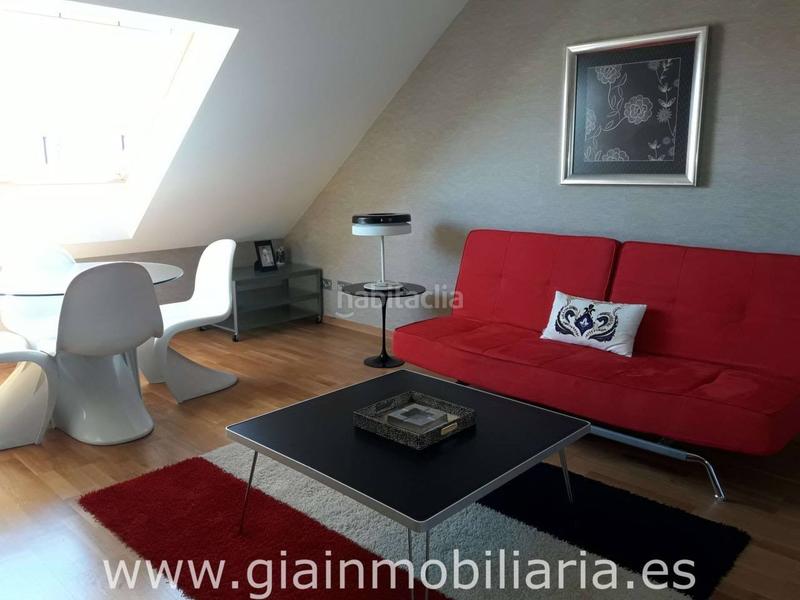 Foto d22bc5b4-e9b3-4c2a-8537-e0ffb2a2566f. Ático  en venta en Baiona