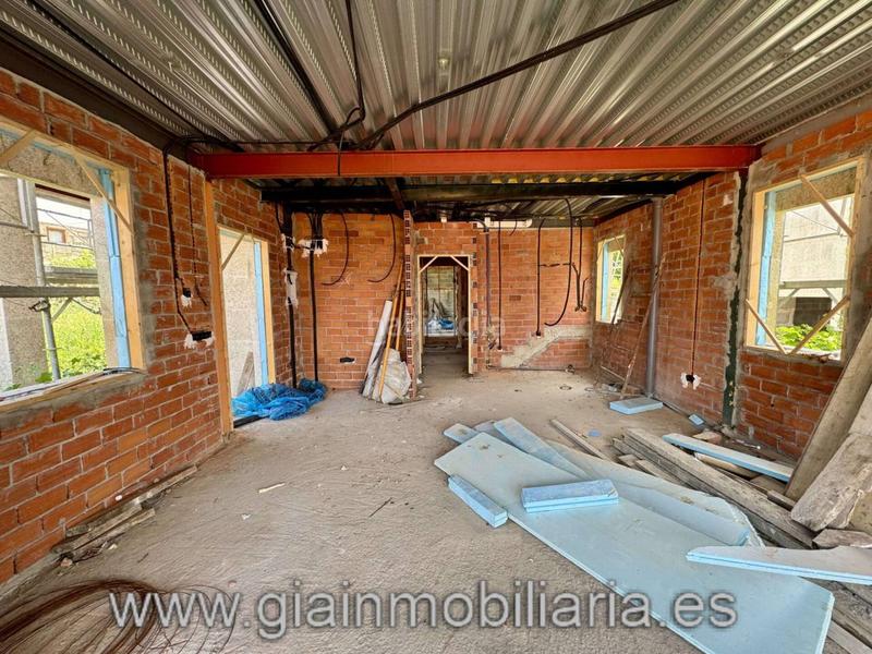 Foto 87f4b99f-65b7-4be9-b877-7accedc51ac8. Chalet en valenton 1 casa en venta en santa marta, !! en Baiona