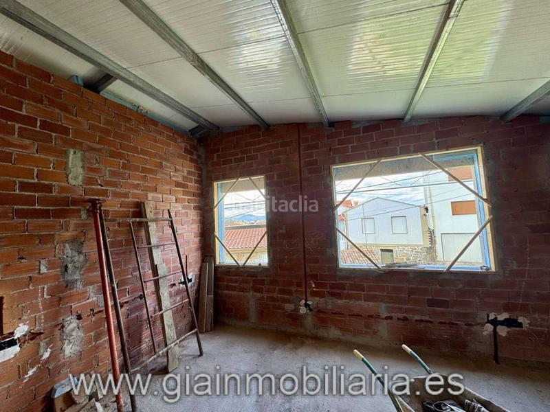Foto f6dadfe5-a899-4823-87d8-f17d9bf65810. Chalet en valenton 1 casa en venta en santa marta, !! en Baiona