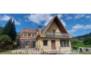 Casa adossada a Ral 10. Oportunidad en tomiño piscina