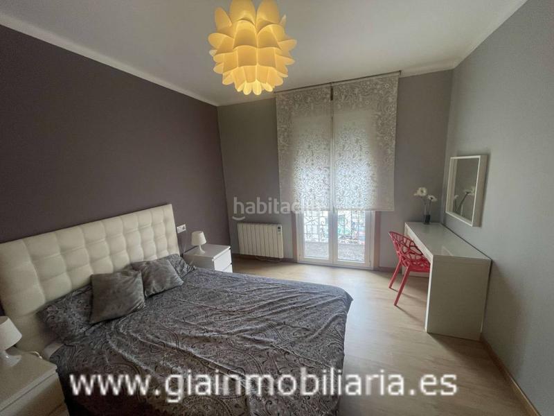 Foto 3b4dc579-9560-4d71-99ee-ed456a2d6b62. Etagenwohnung mit heizung in Teis Vigo