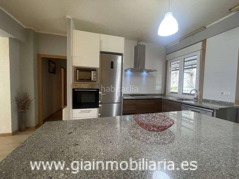 Foto 498ebf6a-bf15-419a-96a5-232c801539ff. Etagenwohnung mit heizung in Teis Vigo