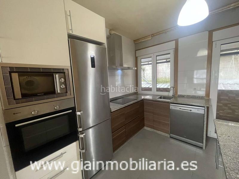 Foto 635e6e81-fca1-4ba4-812d-1f5c156f2619. Etagenwohnung mit heizung in Teis Vigo