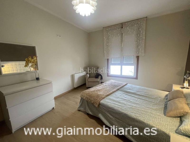 Foto a63ad94e-5681-4e87-9cd3-d100c7dce83a. Etagenwohnung mit heizung in Teis Vigo