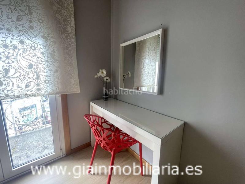 Foto b71b5a20-cacb-4629-bb9b-df3ef4f9bad3. Etagenwohnung mit heizung in Teis Vigo