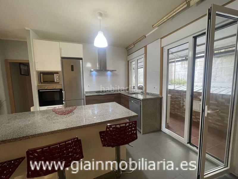 Foto ef1b500e-4fca-499c-b228-2ddcb00f0f02. Etagenwohnung mit heizung in Teis Vigo