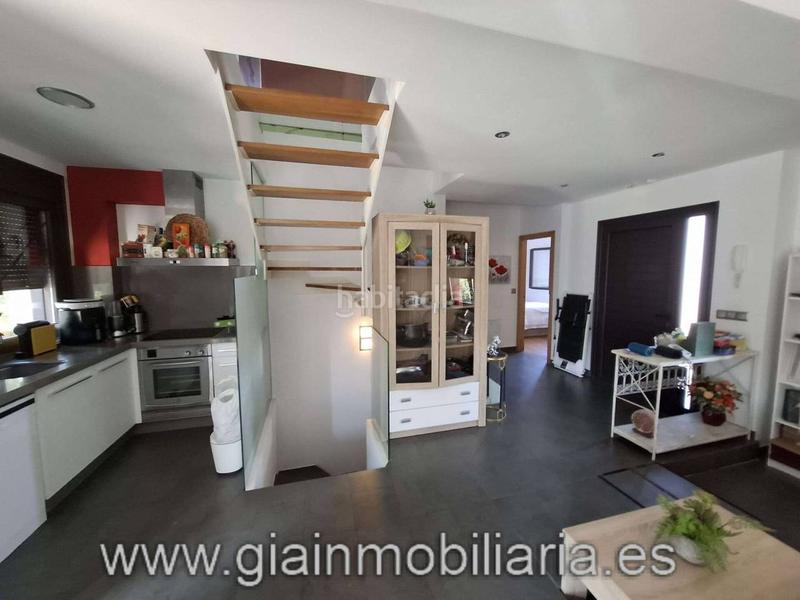 Foto 85a85992-ea91-47c2-b1f2-7bdf6fb681e7. Casa bonita casa en venta zona belesar !! en Baiona