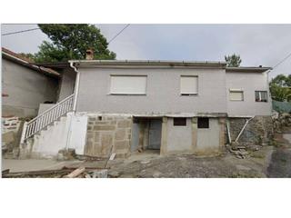 Maison à Lugar porto augavella 12. Se vende casa en el campo en la cañiza