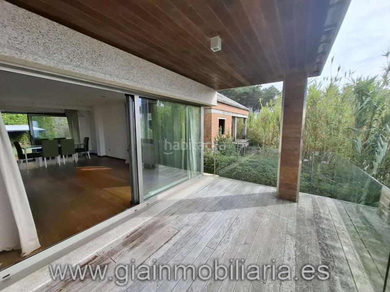 Foto c0871047-d277-4f58-ba61-ed18d7a3c8d7. Chalet con riscaldamento parcheggio in Oia