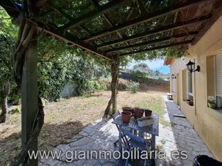 Xalet  Donas. Chalet unifamiliar en venta en mañufe