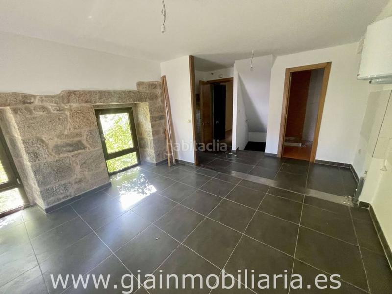 Foto 58279035-0428-4487-9e01-60b1881c8606. Pis a fuente de zeta 11 a Baiona