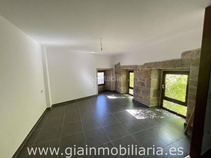 Foto e57e83ec-a0fe-473f-863a-3431221946eb. Pis a fuente de zeta 11 a Baiona