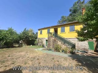 Casa  Angoares. Casa en la zona de ponteareas