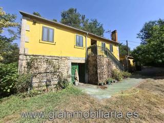 Casa  Angoares. Casa en la zona de ponteareas