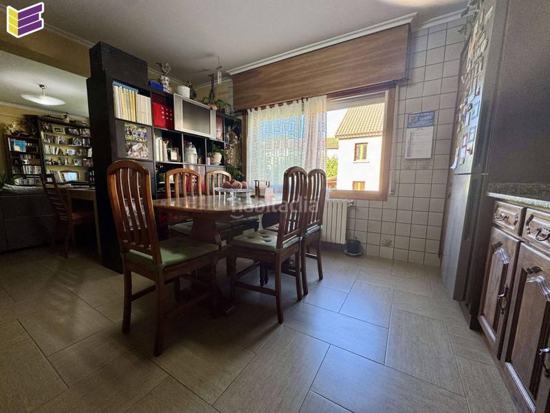 Foto 0db8d148-d402-4415-b34d-fbfb726ed335. Piso  en venta , peinador. en Mos