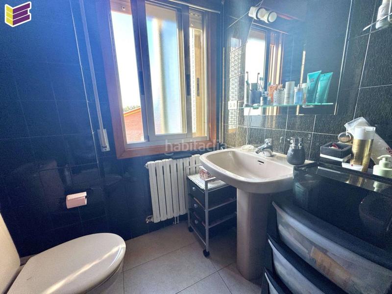 Foto 383901dd-b34d-4c38-b582-17d824b89563. Piso  en venta , peinador. en Mos